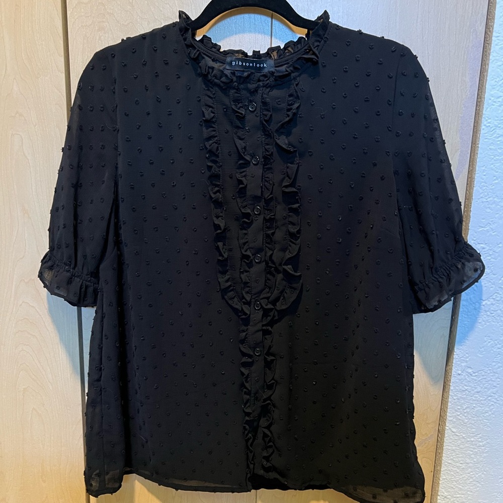 Black ruffle Gibsonlook medium blouse